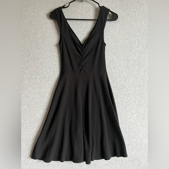 Abercrombie & Fitch Women’s Dress Black Cut out Medium Tall - Picture 2 of 7